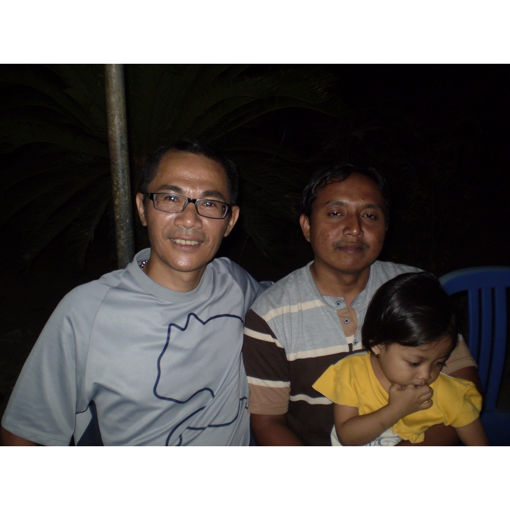 本公司派駐專業主管於當地管理監督品質